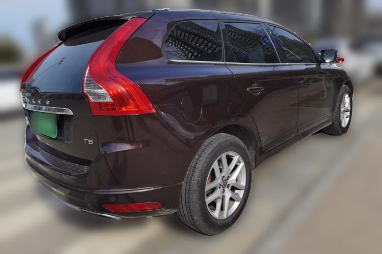 Used Volvo XC60 2017 T5 Smart Upgrade Edition