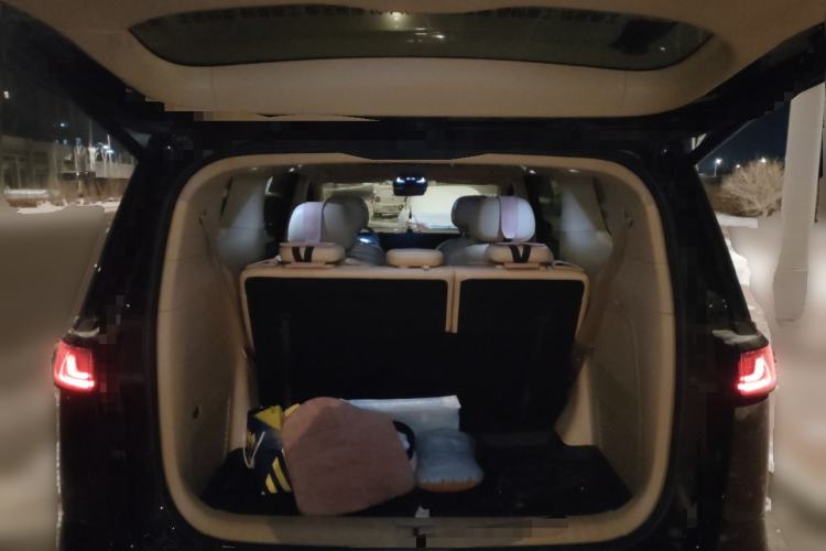 Used VOYAH Dream 2022 Low-Carbon Edition Dream+ Smart Enjoyment Package Trunk