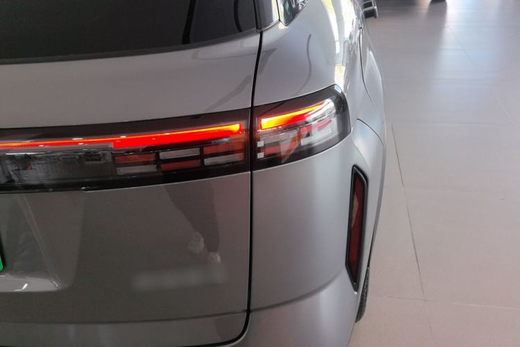 Used Chery Tiggo 7 C-DM 2025 1.5T 120KM Luxury Trim Right Rear Taillight