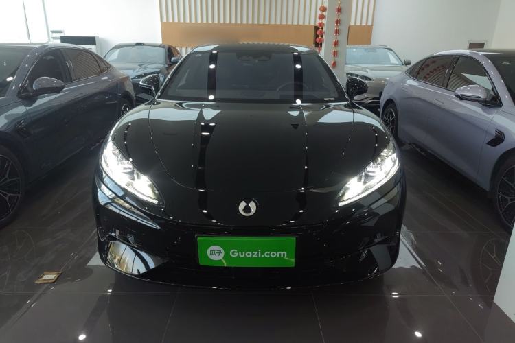 Used Denza Z9GT 2024 1100 Four-Wheel Drive Ultra Version Front