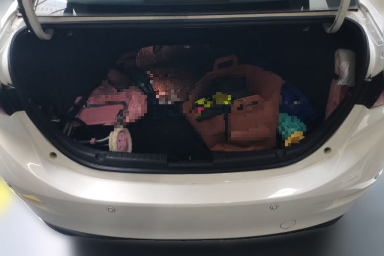 Used Mazda 3 Axela 2016 Sedan 1.5L Manual Comfort Model