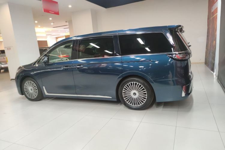 Used VOYAH Dream 2025 PHEV Four-Wheel-Drive Flagship Kunpeng Edition