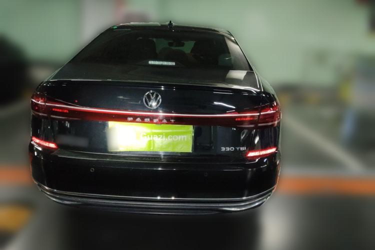 Used Volkswagen Passat 2023 Facelift 330TSI Luxury Edition
