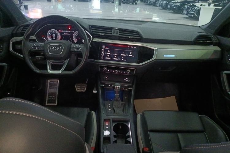 Used Audi Q3 2024 35 TFSI Fashion Dynamic Edition
