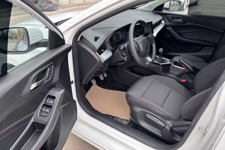 Used MG 5 2023 180 DVVT Manual Fashion Edition