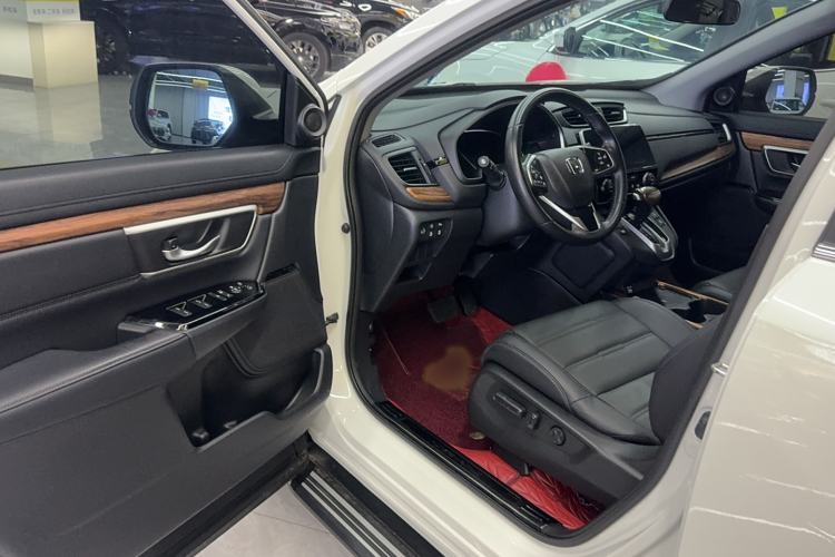 Used Honda CR-V 2021 240TURBO CVT 2WD Fashion Edition
