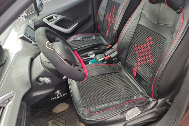 Used Peugeot 2008 2014 1.6L Automatic Fashion Edition
