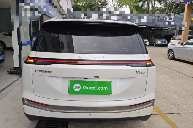 Used AION Y 2023 Younger
