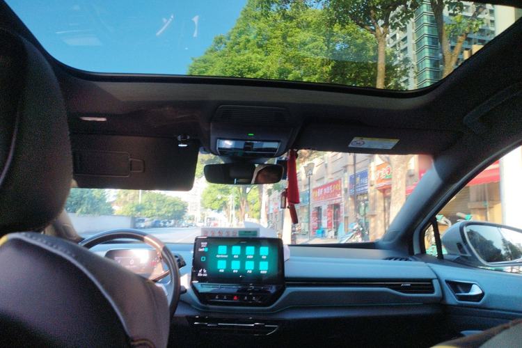 Used Volkswagen ID.4 X 2023 Ultra-Intelligent Long-Range Version Headliner