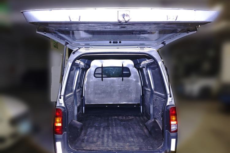 Used Wuling Zhiguang 2020 1.2L Van Utility Model China VI Emission Standard 2 Seats LSI Trunk