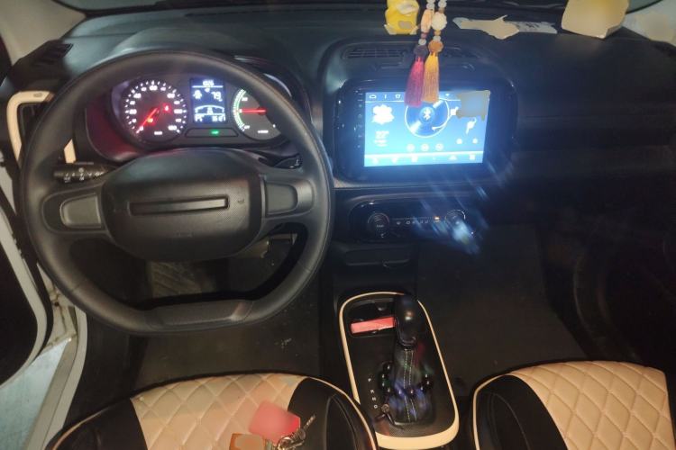 Used Roewe Clever 2021 302 km New Four-Seater Super-Efficient Version