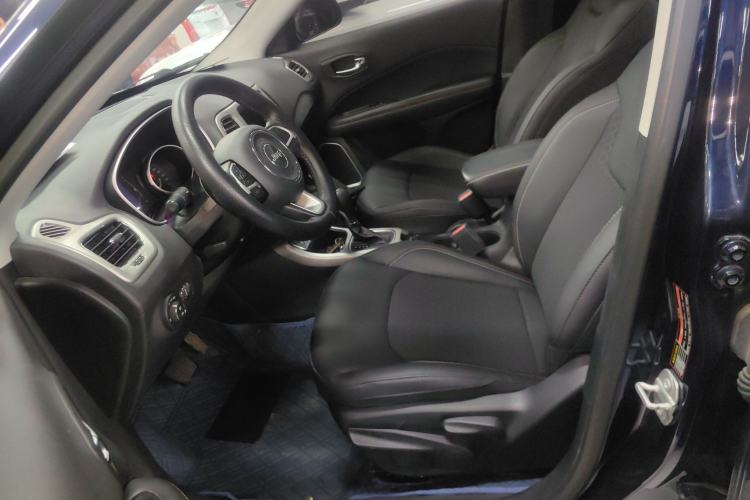 Used Jeep Compass 2020 220T Automatic Leading Edition
