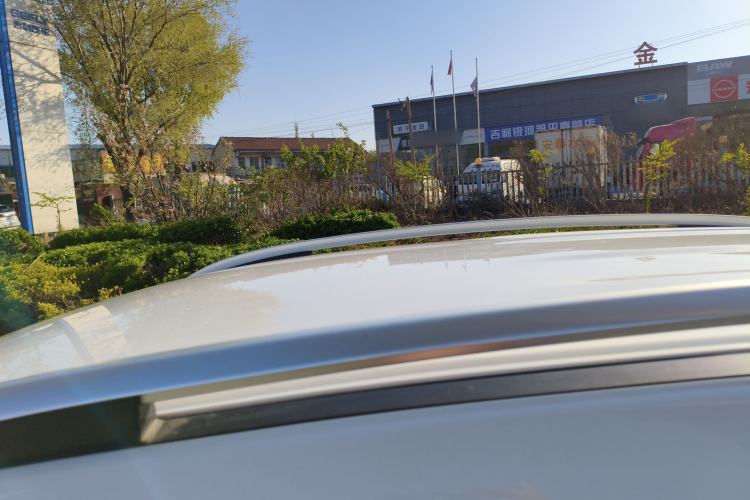 Used Haval H2 2017 Blue Label 1.5T Manual Two-Wheel Drive Elite Model Roof