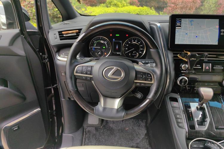 Used Lexus LM 2020 300h Four-Seat Grand Edition