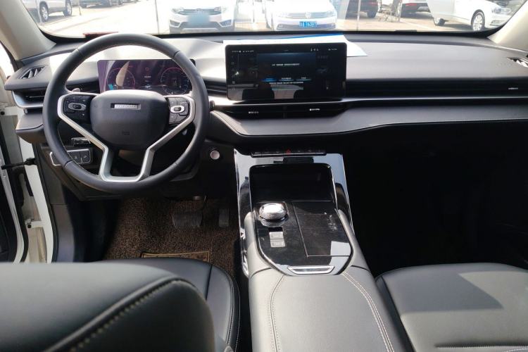 Used Haval H6 2021 3rd Generation 1.5T Automatic Two-Wheel Drive Pro Center Console