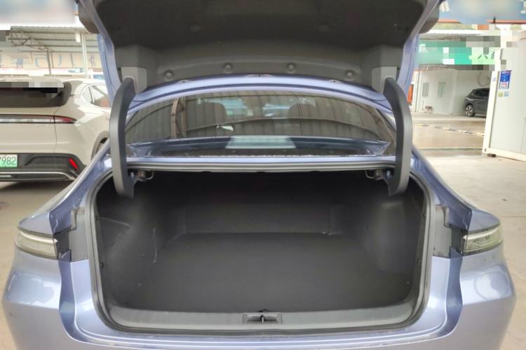 Used Nissan N6 2026 Model 180 Max