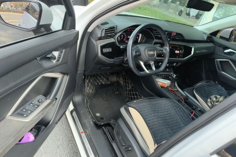 Used Audi Q3 2021 35 TFSI Fashion Dynamic Model