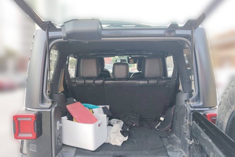 Used Jeep Wrangler 2015 3.0L Sahara Four-Door Comfort Edition