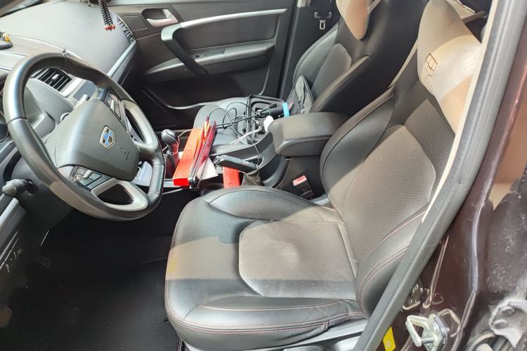 Used Geely Auto Emgrand 2015 Sedan 1.5L Manual - Top Trim Level
