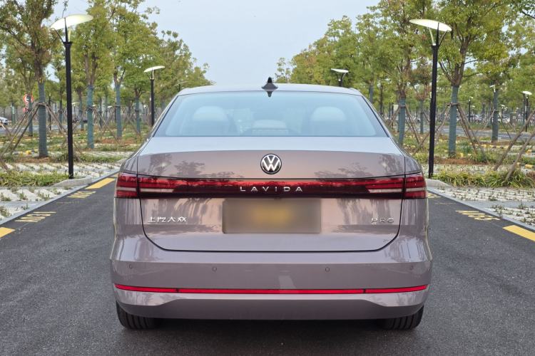 Used Volkswagen Lavida 2026 Pro 300TSI Starry Zhi Yi Edition Exterior 4