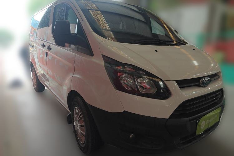 Used Ford Transit 2017 2.0T Diesel Multi-Purpose Commercial Vehicle Short Wheelbase Low Roof China V Standard