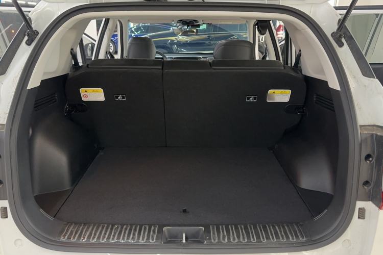 Used Hyundai ix35 2023 Musso 2.0L Deluxe Edition DLX Trunk