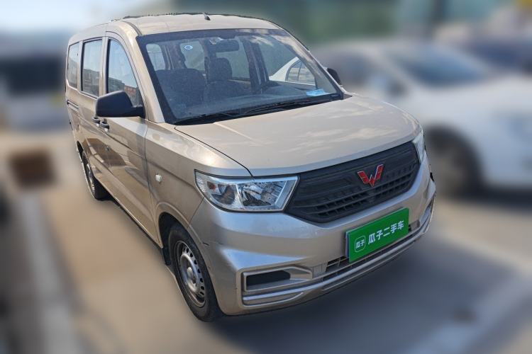 Used Wuling Hongguang V 2019 1.5L Standard Version China VI LAR