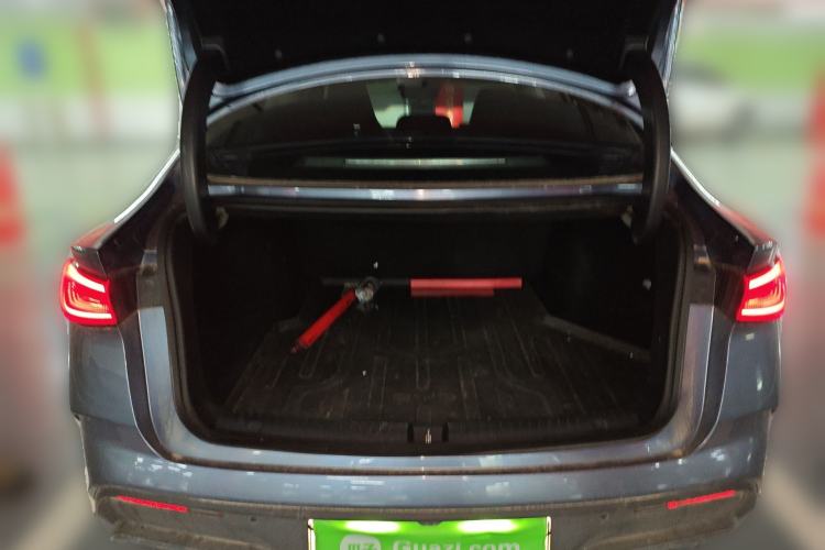 Used BYD Seal 06 New Energy 2025 DM-i Smart Drive 80KM Luxury Model Trunk