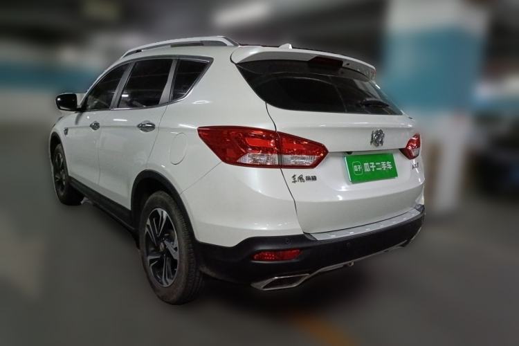 Used Dongfeng Aeolus AX7 2016 2.0L Automatic Zhiyi Trim
