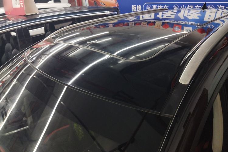 Used SOL X8 2021 300T DCT Leading Smart Connectivity Version 6 Seats