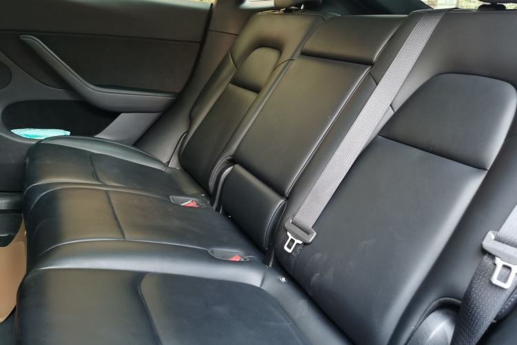 Used Tesla Model Y 2023 Long-Range All-Wheel-Drive Version