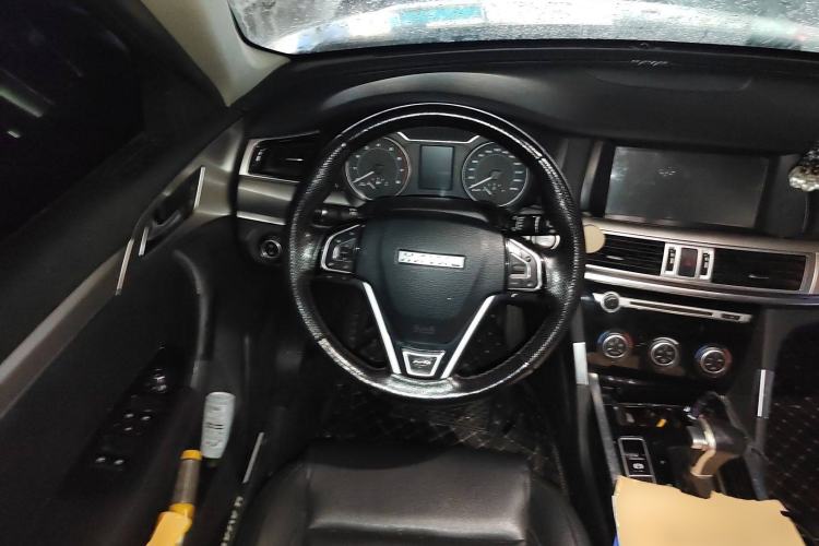Used Haval H7 2016 Blue-Label H7 2.0T Automatic Elite Model Steering Wheel