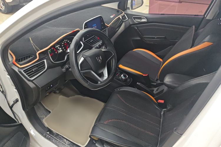 Used Baojun 310 2017 1.5L Automatic Fashion Model