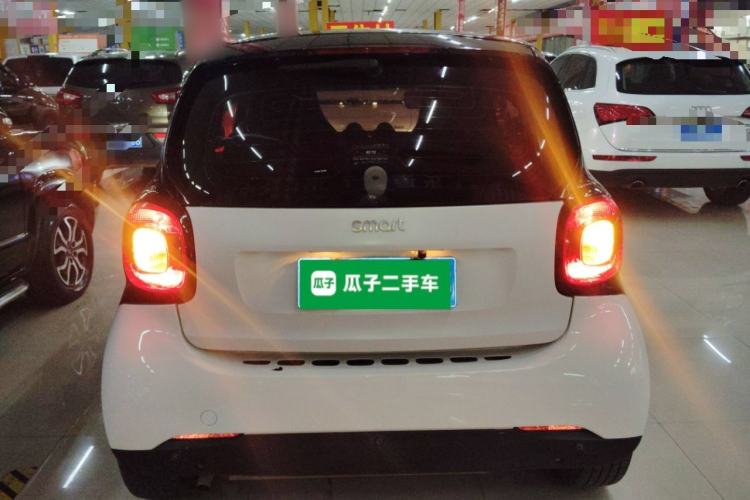 Used smart fortwo 2015 1.0L 52 kW Hardtop Passion Edition
