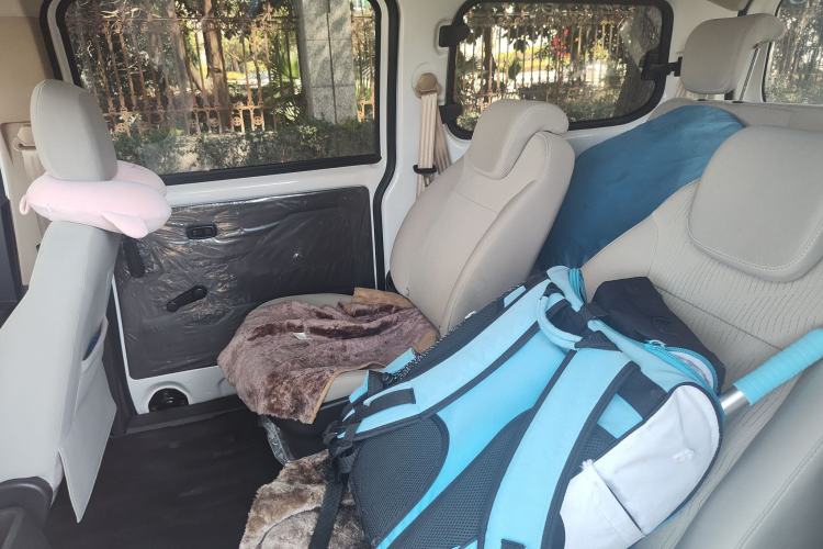 Used Wuling Hongguang V 2022 1.5L Jingqu Edition Electric-Assist LAR