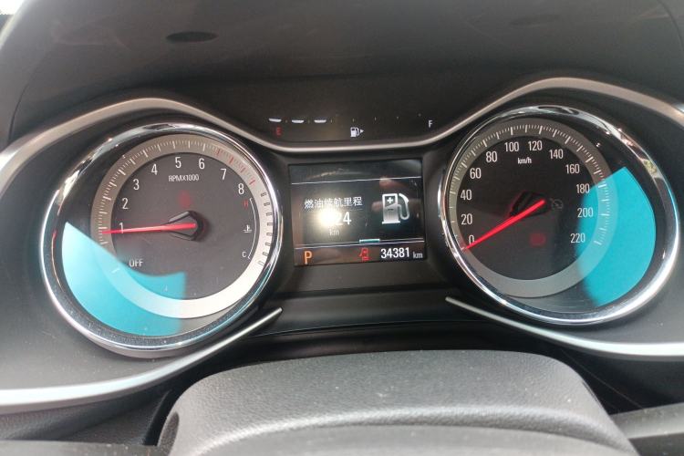 Used Chevrolet Orlando 2018 Redline 530T Automatic Zhaoxiang Edition (5+2 Seating) – China V Standard
