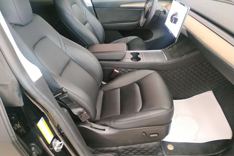 Used Tesla Model Y 2022 Rear-Wheel-Drive Version