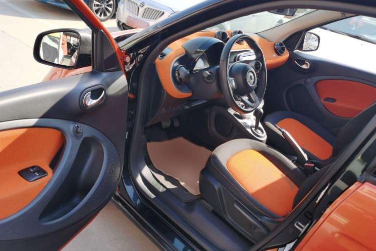 Used smart forfour 2016 1.0L 52 kW Passion Edition