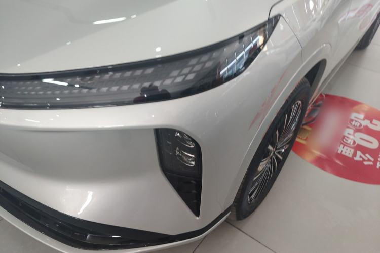 Used Dongfeng Aeolus L8 2025 Model 185KM Ideal Edition