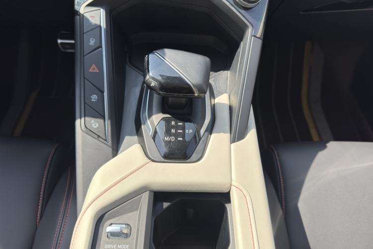 Used Lynk & Co 06 2020 1.5T YAO Halo Gear Lever