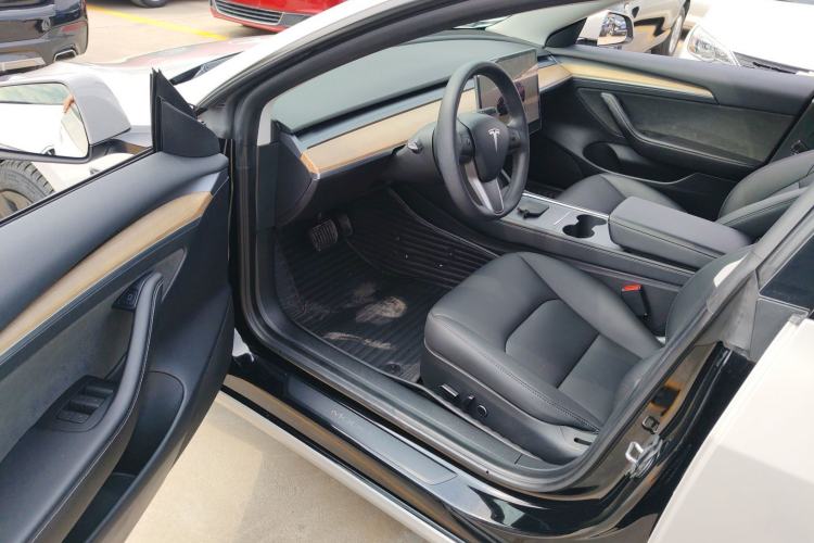 Used Tesla Model 3 2022 Rear-Wheel-Drive Version