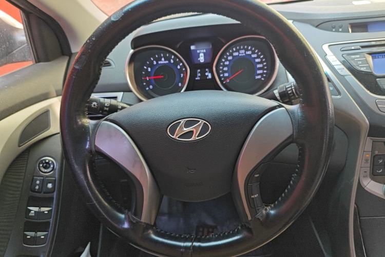 Used Hyundai Elantra (5th Generation / Langdong) 2012 1.6L Manual Leading Model