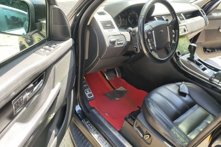 Used Land Rover Range Sport 2011 3.0 TDV6 Diesel Version
