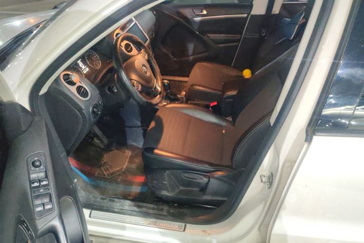 Used Volkswagen Tiguan 2016 300TSI Automatic All-Wheel Drive Fashion Vision Edition Left Front Seat