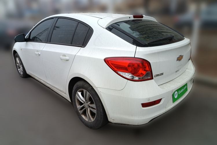 Used Chevrolet Cruze 2015 Hatchback 1.6L Automatic Comfort Edition