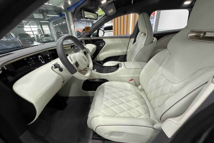 Used Avatr 11 2025 Night Rider Edition Interior 5