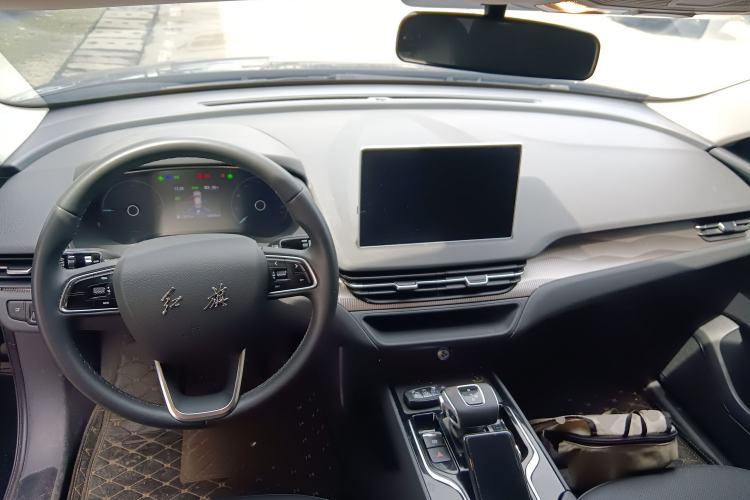 Used Hongqi E-QM5 2024 450km Range Commuter Version Center Console