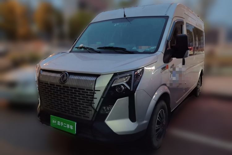 Used Dongfeng Yufeng 2023 V9+ 2.0T Manual Front-Wheel-Drive Multi-Function Mid-Roof Van with 7/8/9 Seats