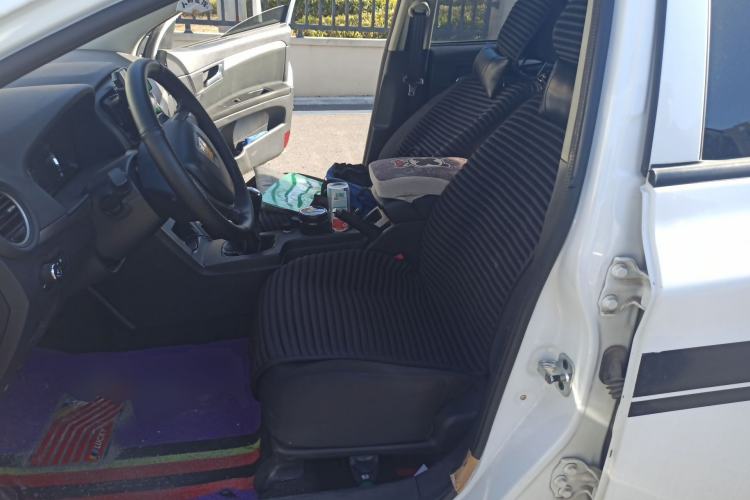 Used Roewe 350 2015 1.5L Manual Luxury Sunroof Edition