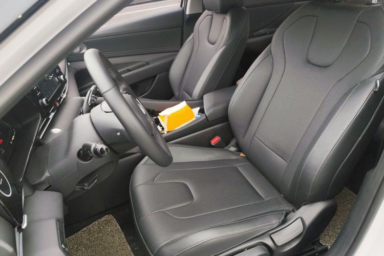 Used Hyundai Elantra 2023 1.5L CVT GLX Elite Edition
